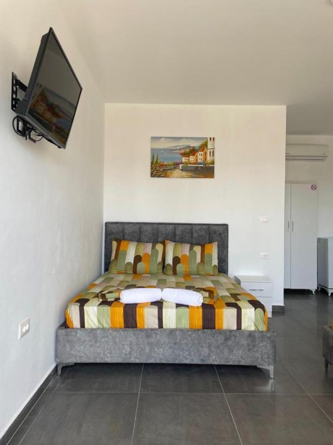 Essos Villas เดอร์มี ภายนอก รูปภาพ