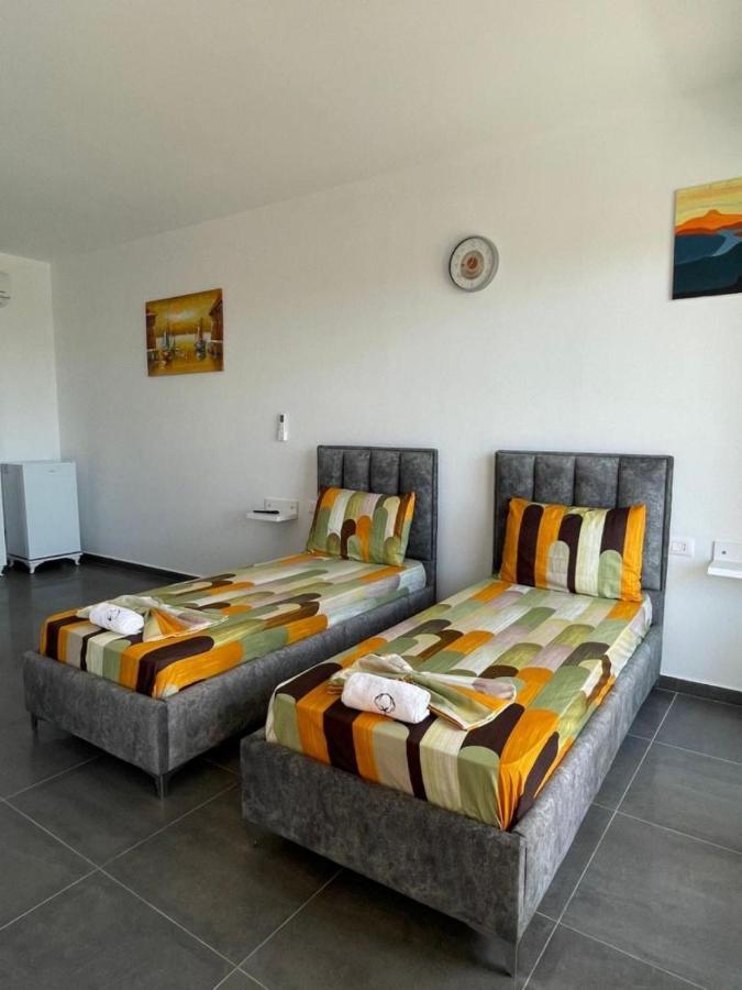 Essos Villas เดอร์มี ภายนอก รูปภาพ