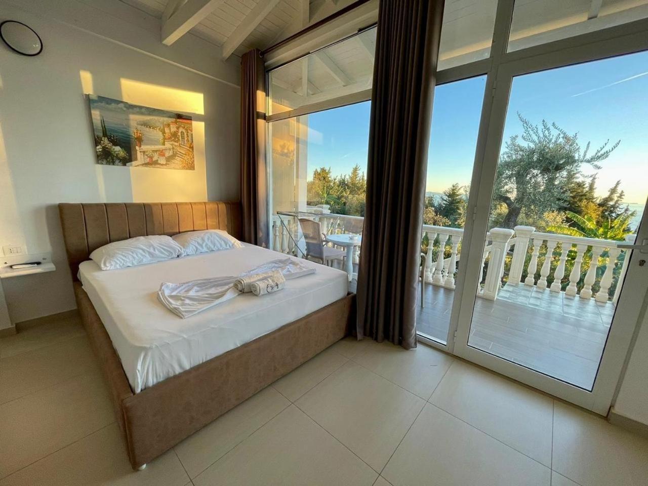 Essos Villas เดอร์มี ภายนอก รูปภาพ